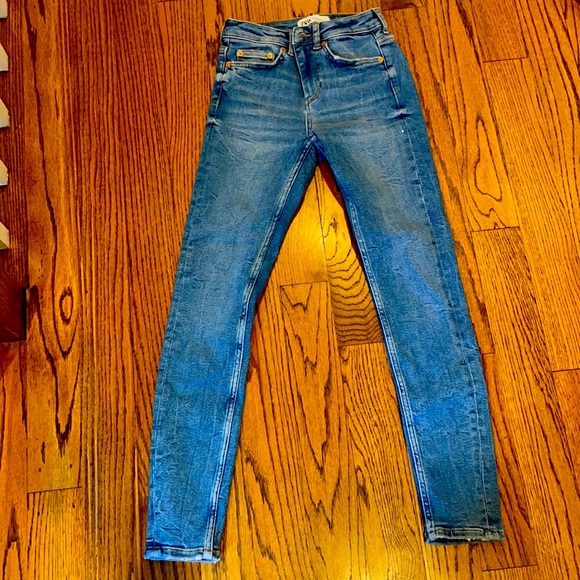 Zara Women’s jeans